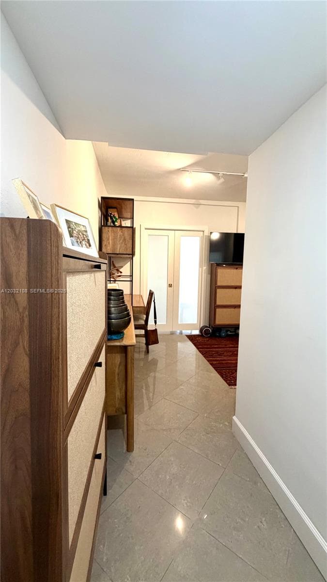 626 Meridian Ave # 5, Miami Beach, FL 33139 photo 5