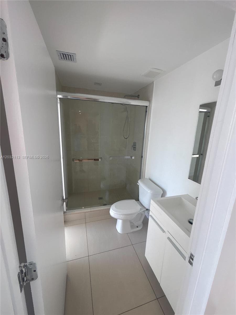 821 SW 18th Ave # 203, Miami, FL 33135 photo 5