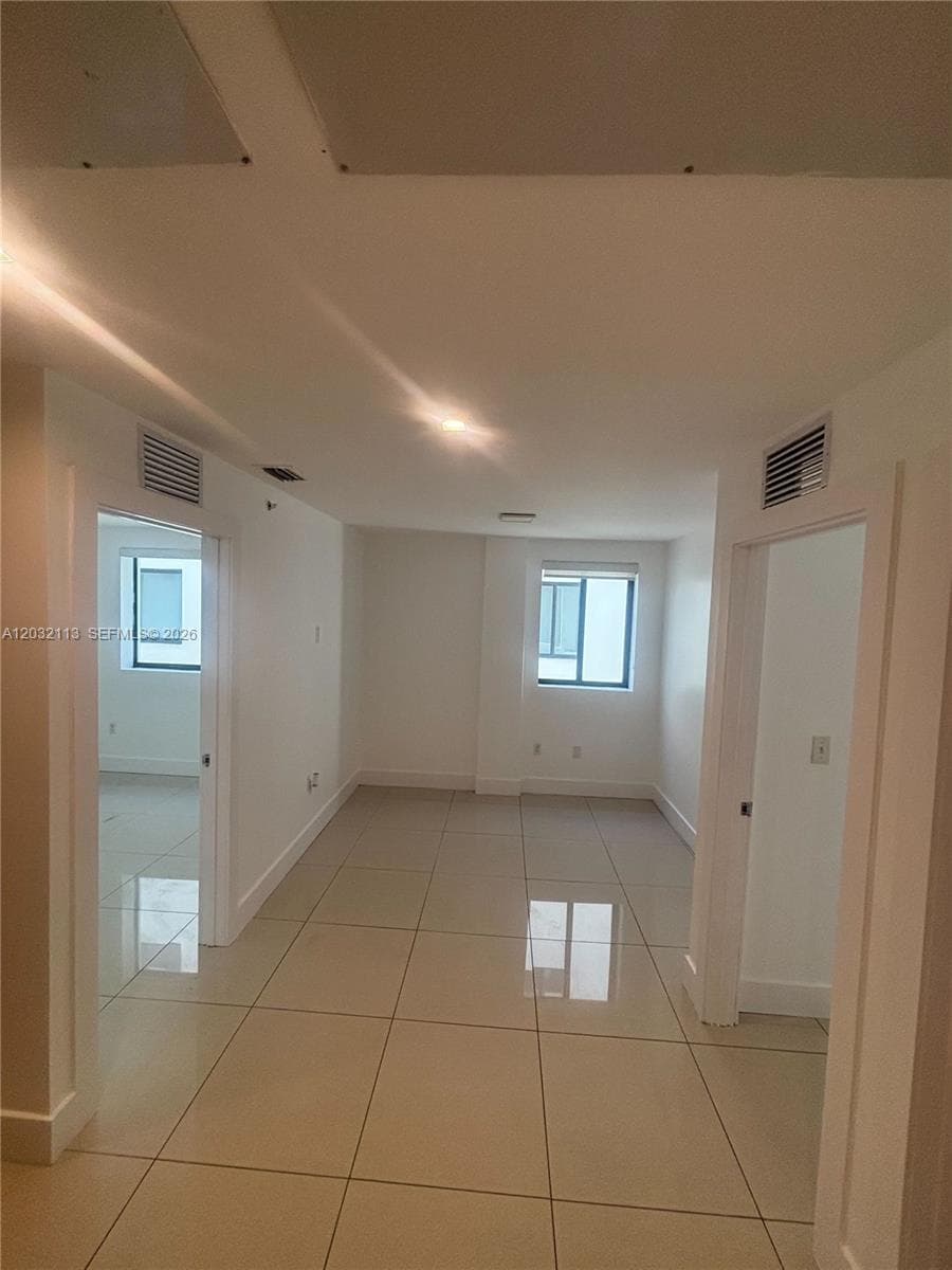 821 SW 18th Ave # 203, Miami, FL 33135 photo 4