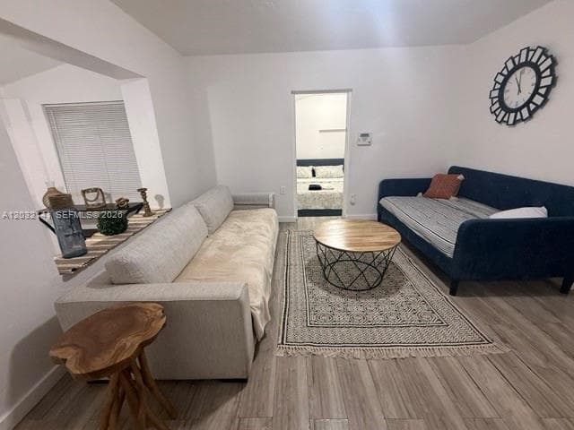 1419 NW 44th St, Miami, FL 33142 photo 3