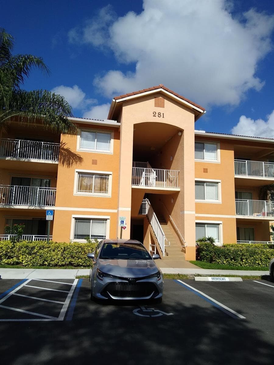 281 SW Palm Drive # 201, Port St. Lucie, FL 34986 photo 3