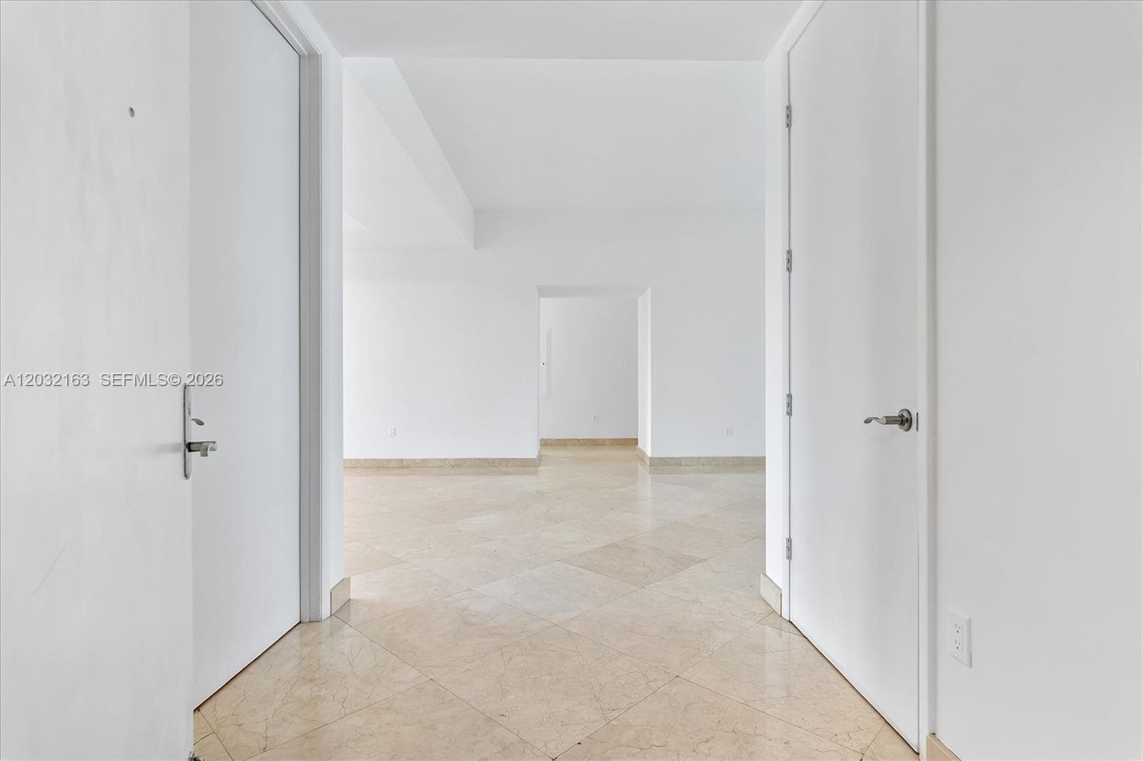 15901 Collins Ave # 904, Sunny Isles Beach, FL 33160 photo 3