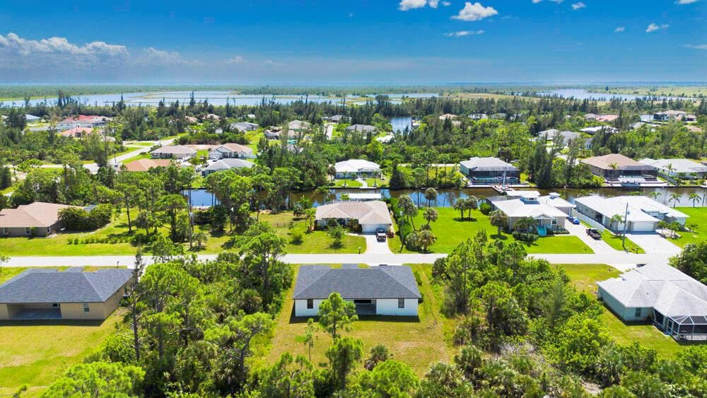 15245 Brainbridge Circle, Port Charlotte, FL 33981 photo 3