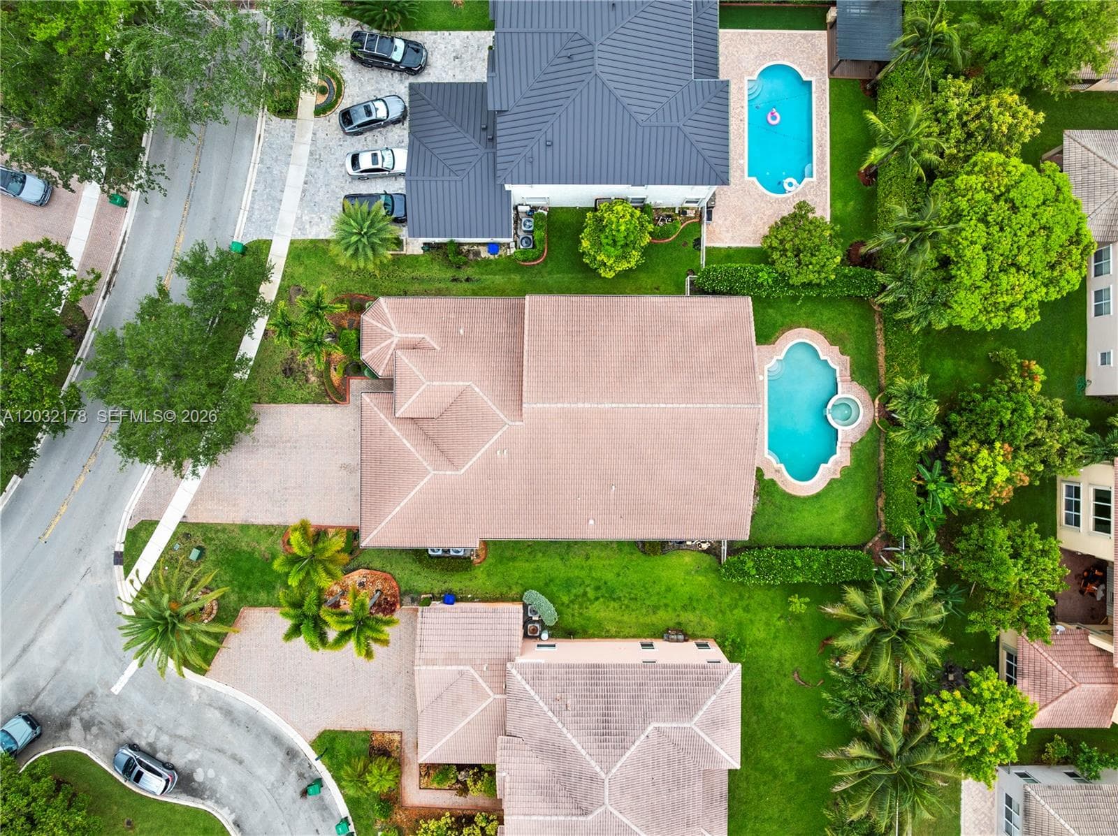5431 SW 184th Way, Miramar, FL 33029 photo 2