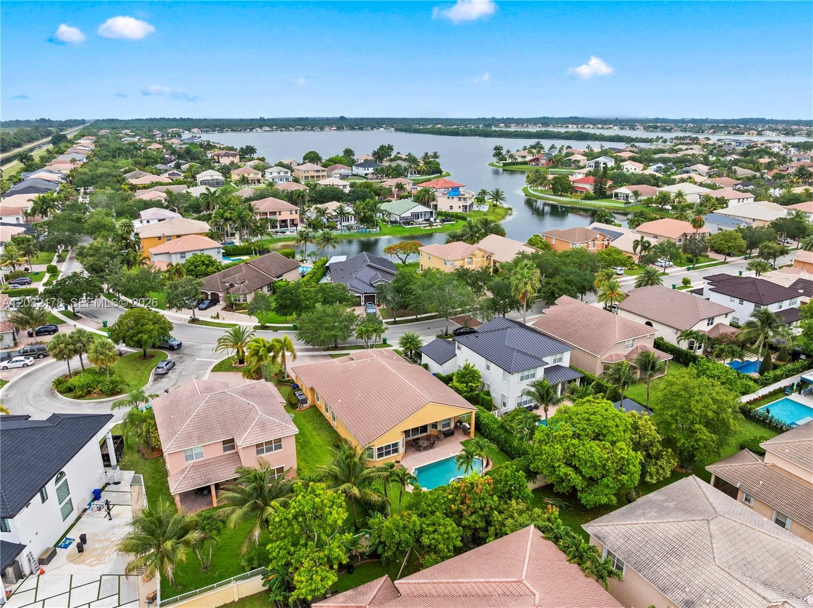 5431 SW 184th Way, Miramar, FL 33029 photo 3