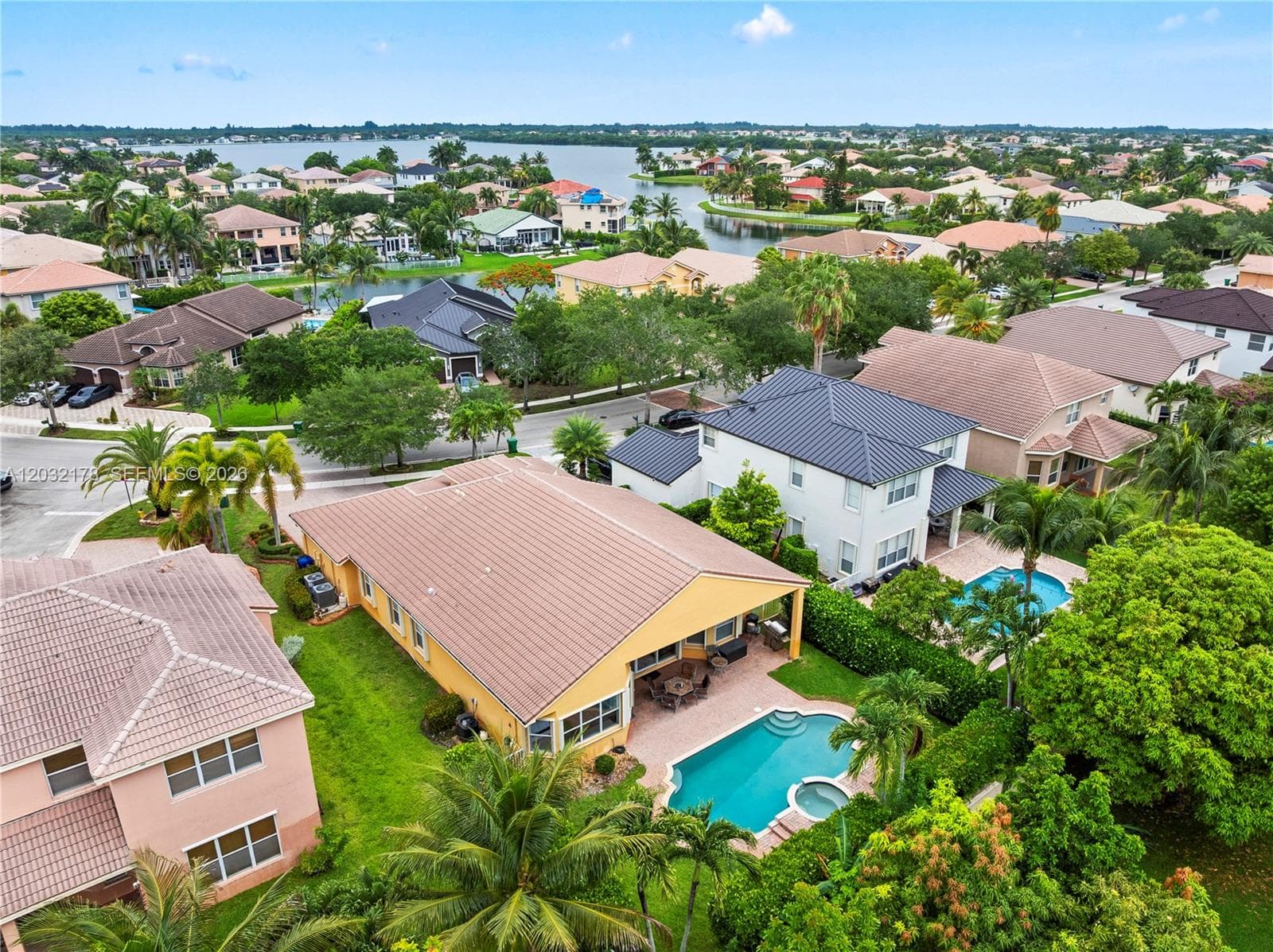 5431 SW 184th Way, Miramar, FL 33029 photo 4