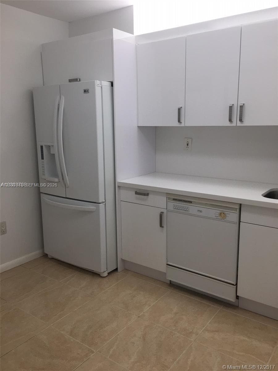 9341 Collins Ave # 1006, Surfside, FL 33154 photo 4