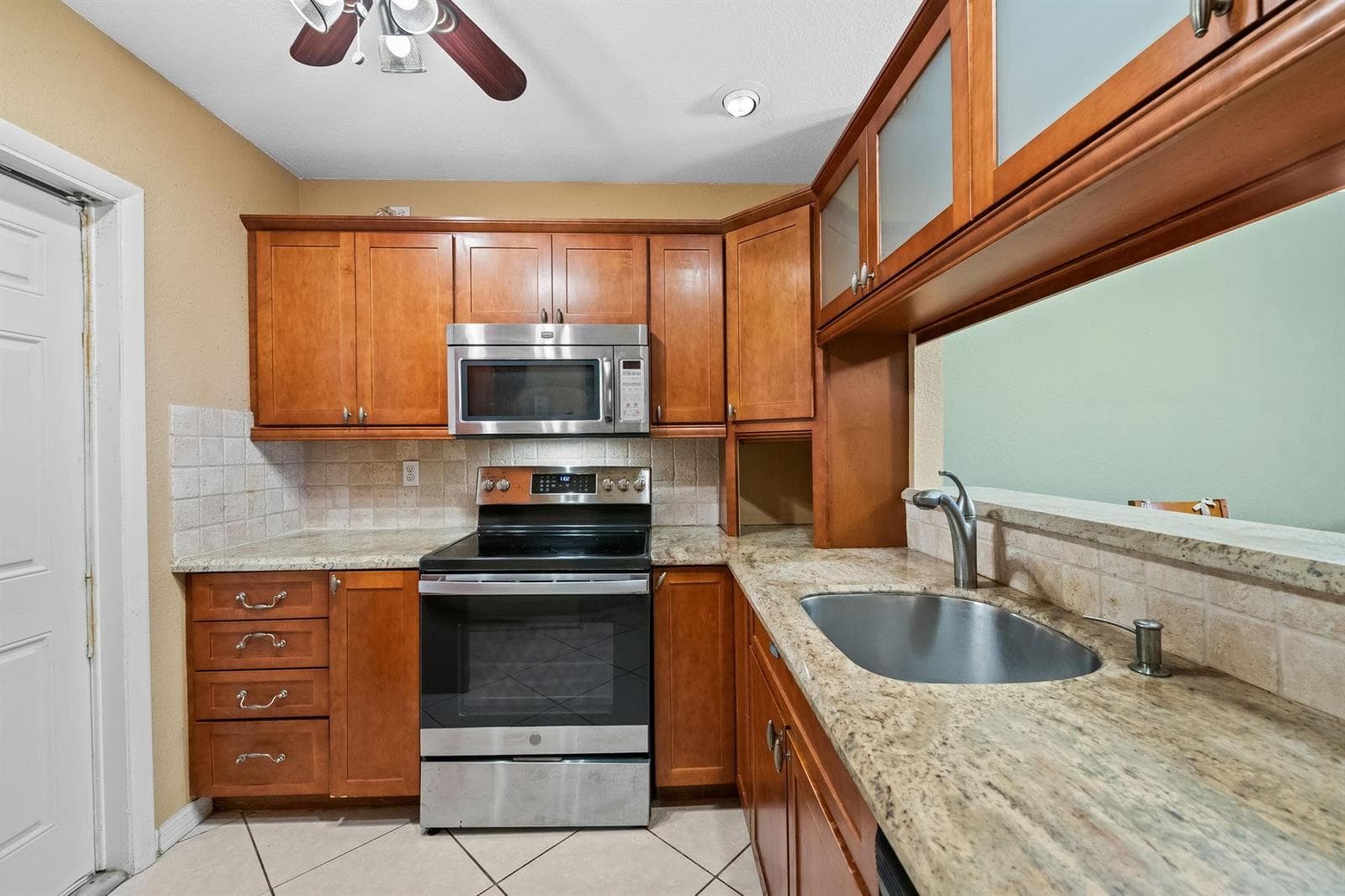 5151 W Oakland Park Boulevard # 309, Lauderdale Lakes, FL 33313 photo 5
