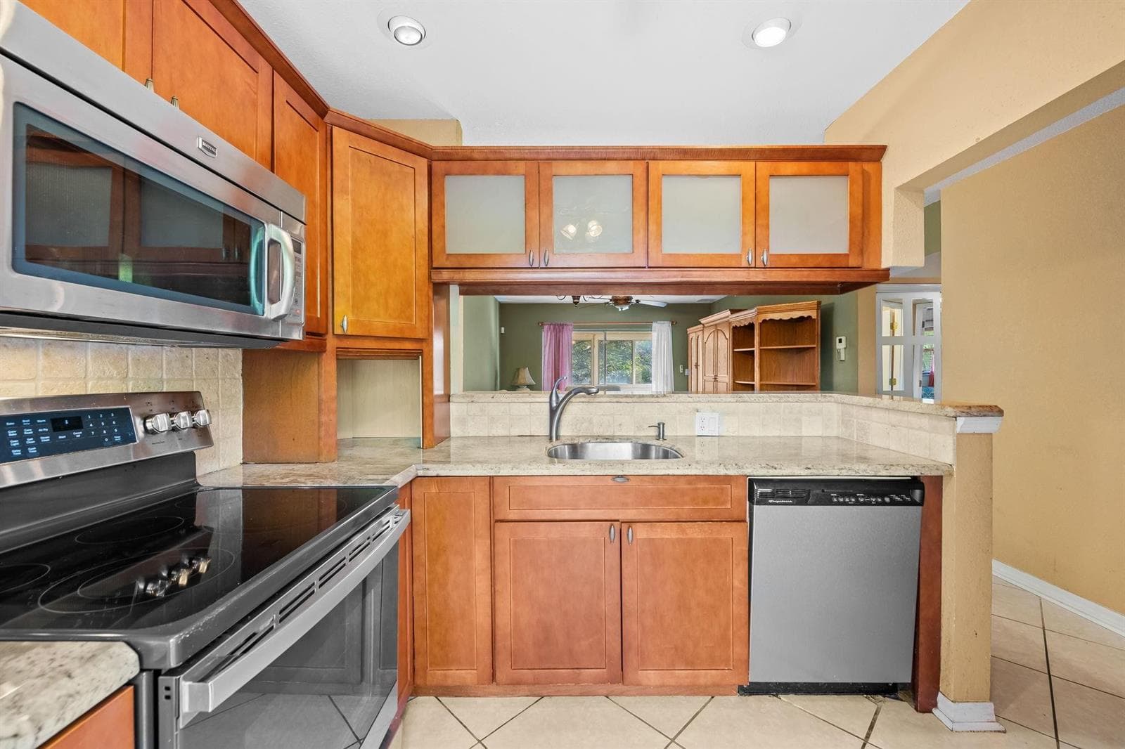 5151 W Oakland Park Boulevard # 309, Lauderdale Lakes, FL 33313 photo 4