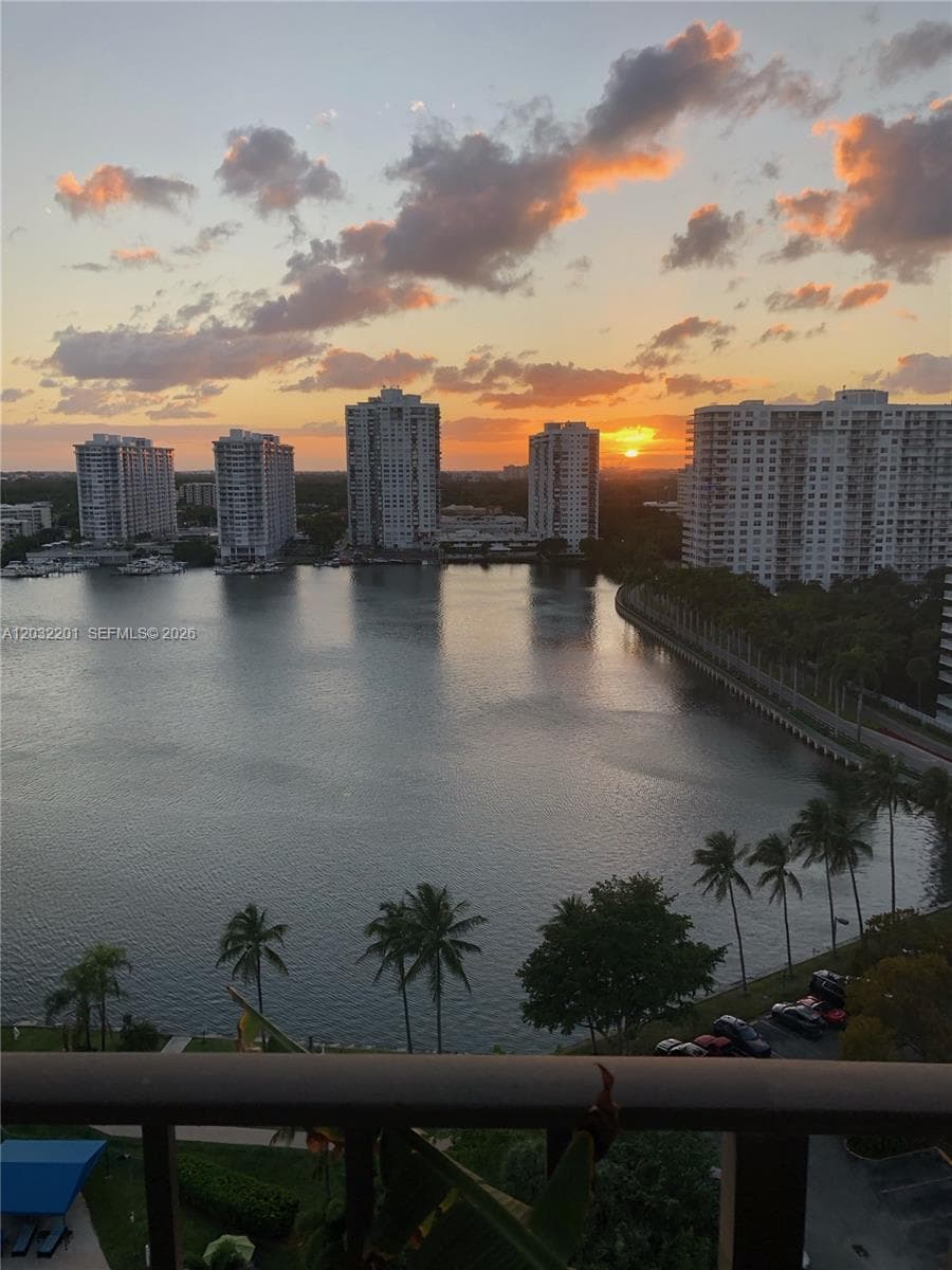 18181 NE 31st Ct # 1710, Aventura, FL 33160 photo 3