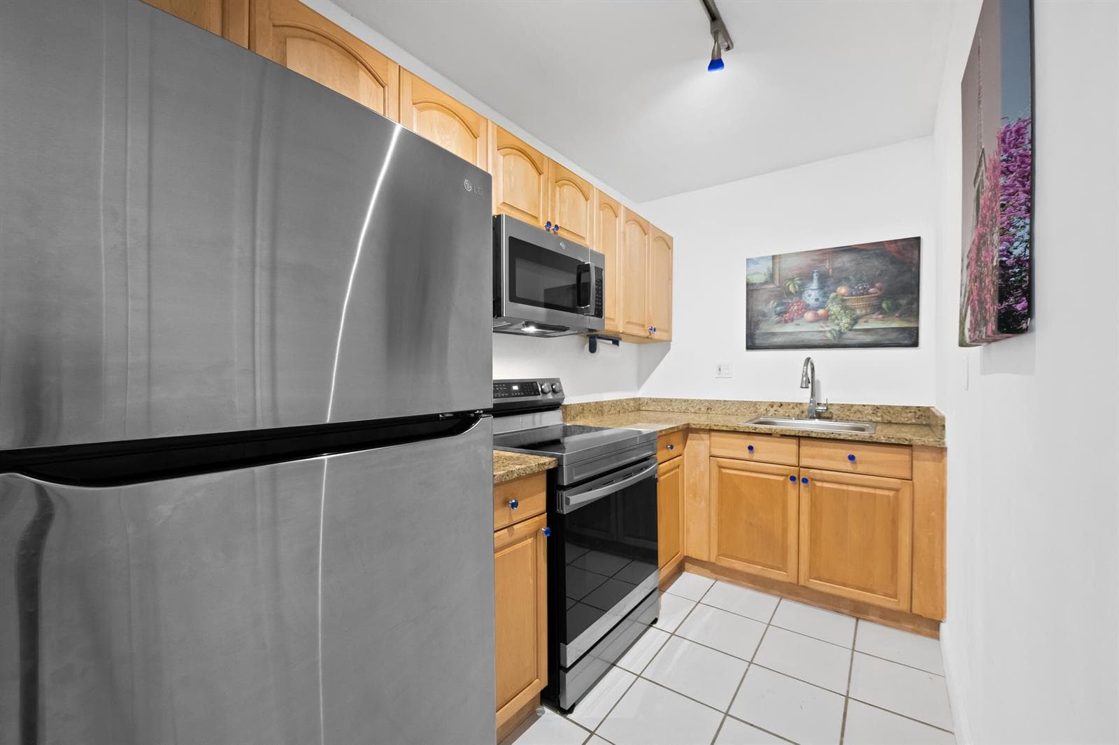 720 Orton Avenue # 402, Fort Lauderdale, FL 33304 photo 3