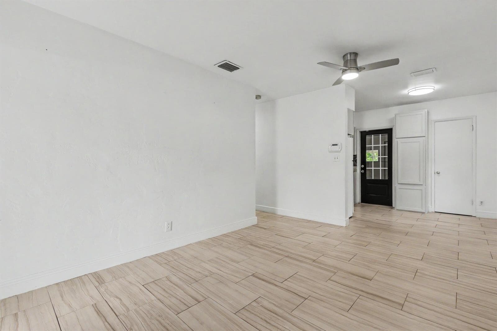 604 NE 14th Place, Fort Lauderdale, FL 33304 photo 5