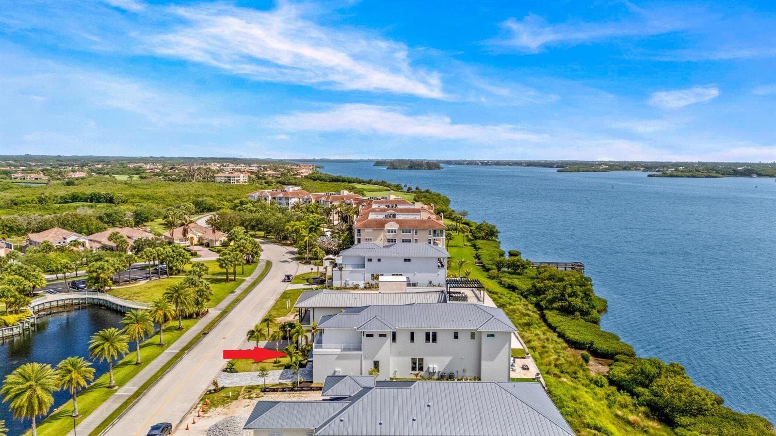 4842 S Harbor Drive, Vero Beach, FL 32967 photo 2