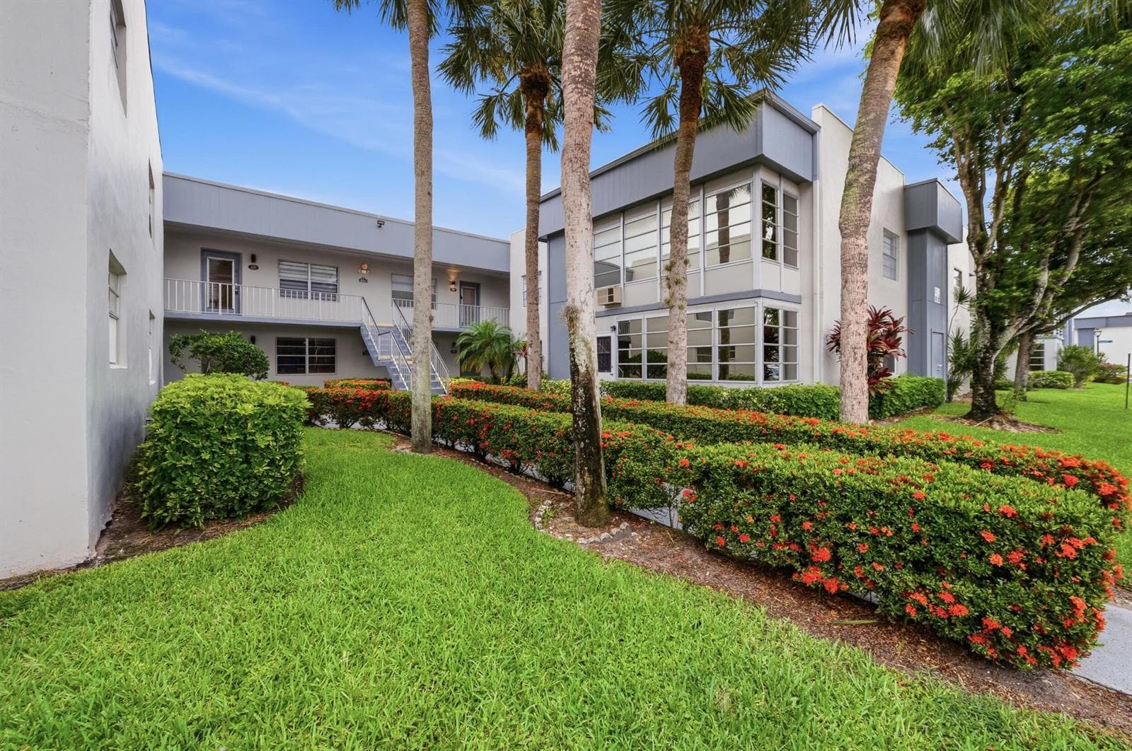 330 Piedmont # 330, Delray Beach, FL 33484 photo 2