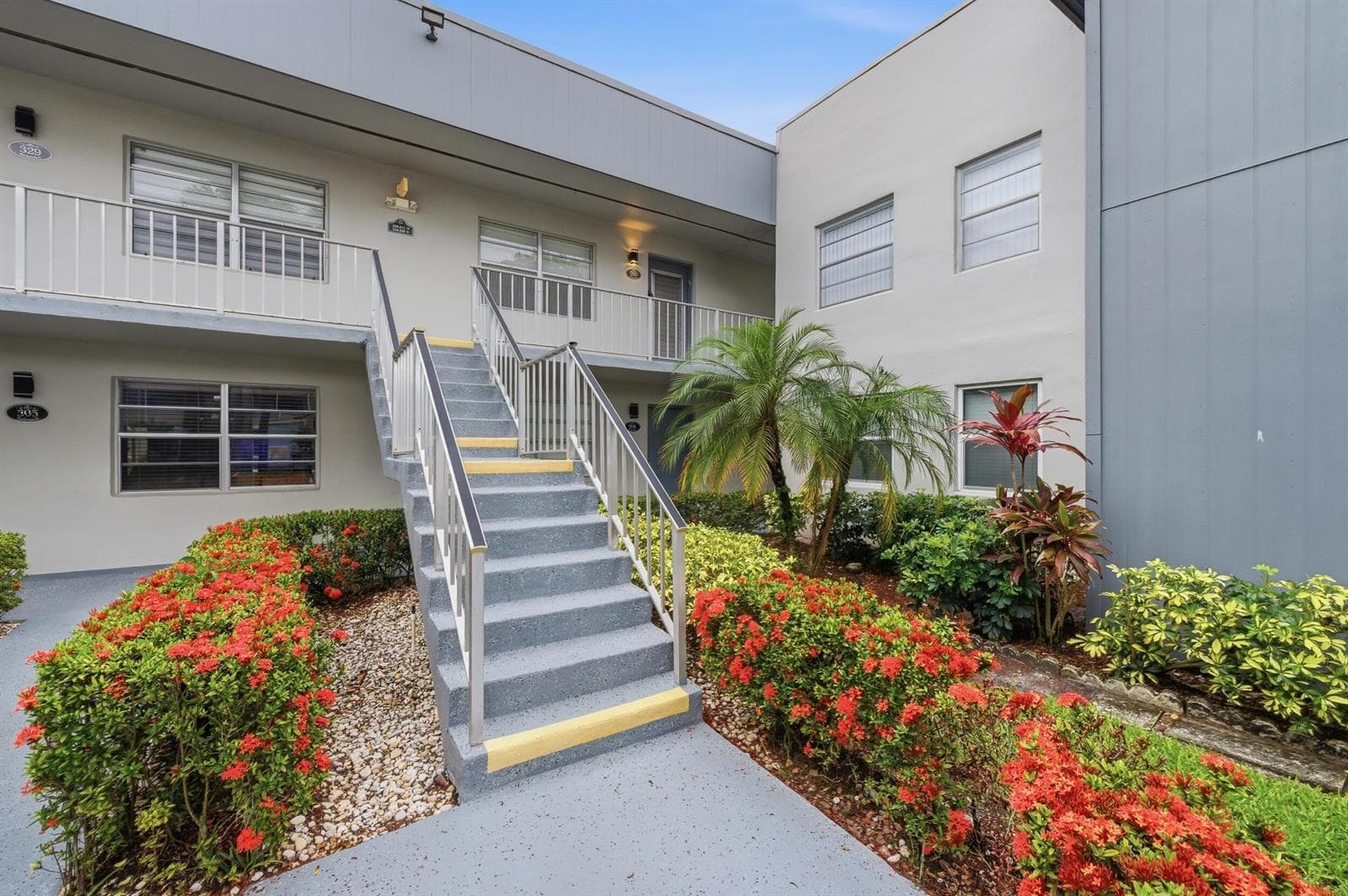 330 Piedmont # 330, Delray Beach, FL 33484 photo 3