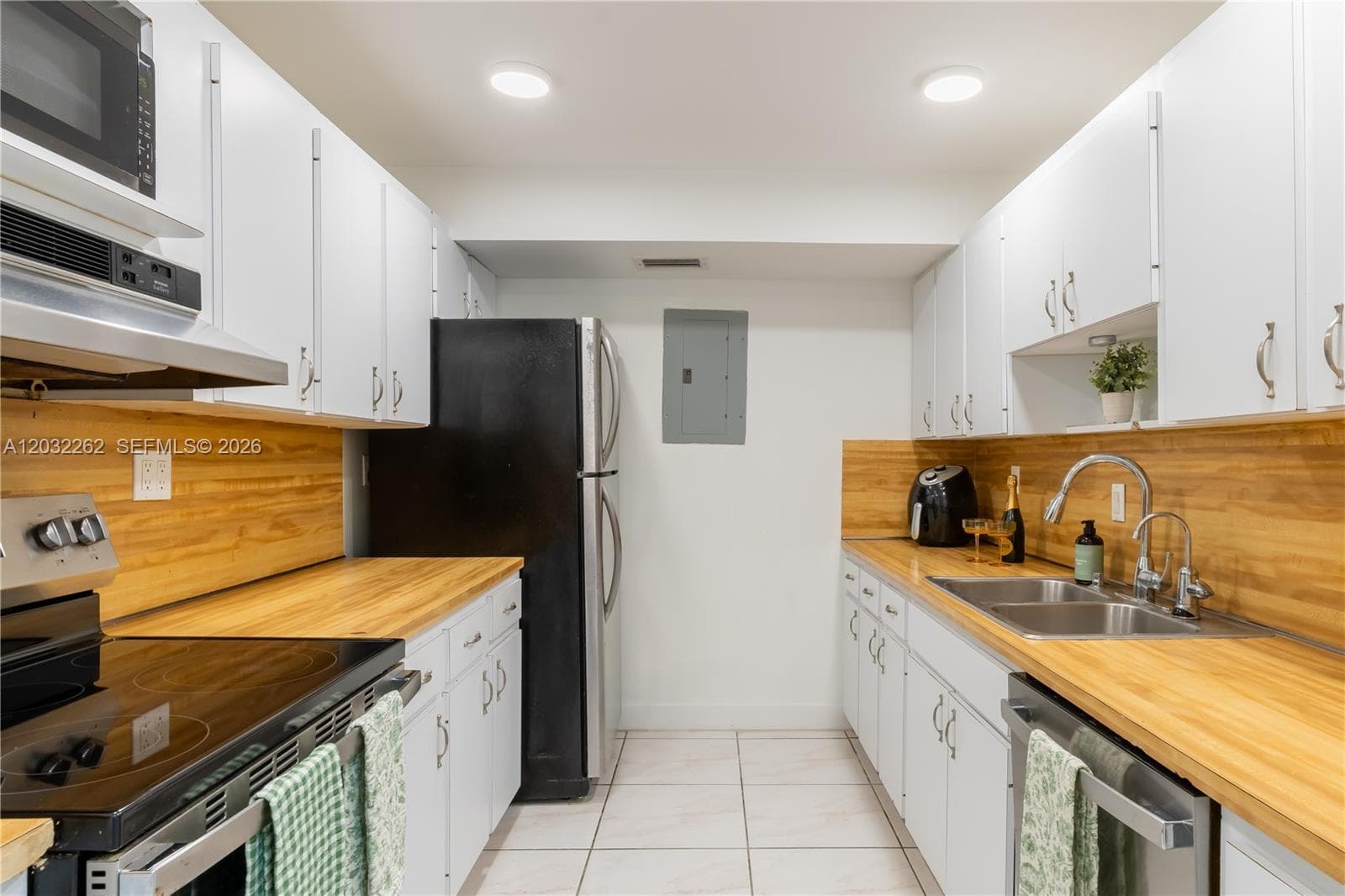 7933 E West Dr # 1025, North Bay Village, FL 33141 photo 2