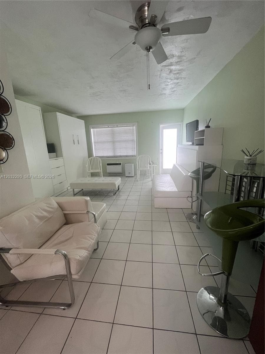 851 Meridian Ave # 44, Miami Beach, FL 33139 photo 2