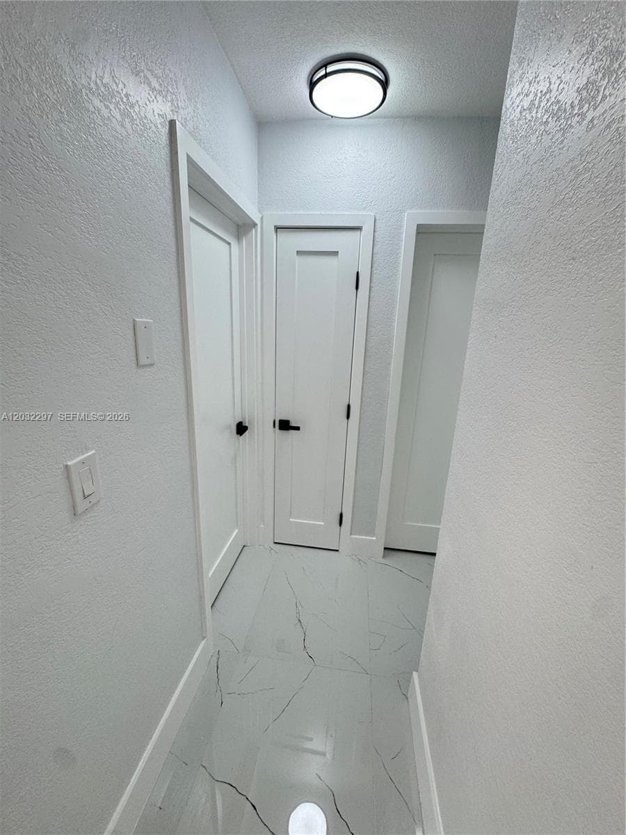 1096 NE 157th Ter, North Miami Beach, FL 33162 photo 3