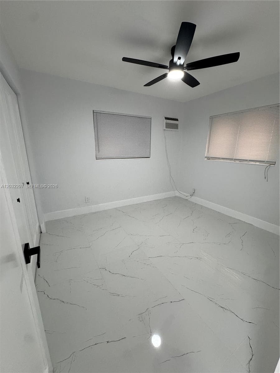 1096 NE 157th Ter, North Miami Beach, FL 33162 photo 4