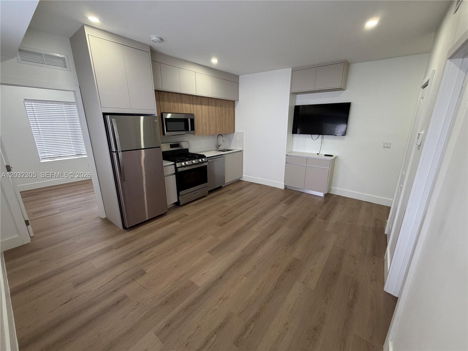 1619 Jefferson Ave # 102, Miami Beach, FL 33139 photo 2