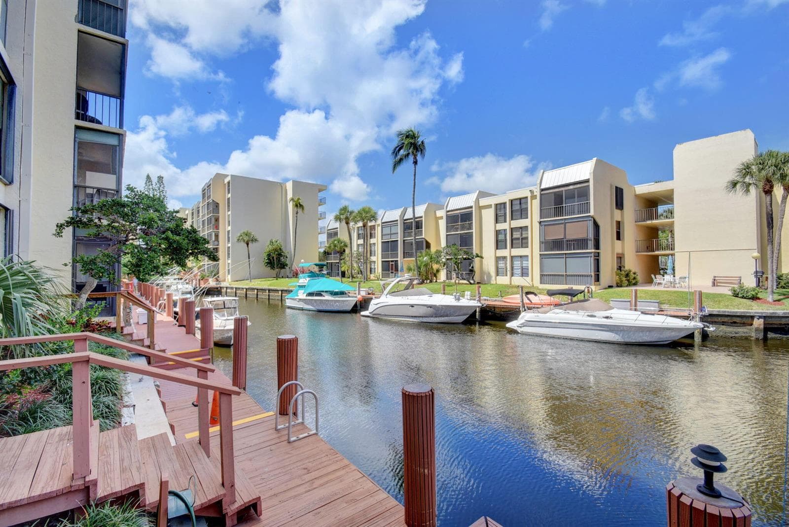 4 Royal Palm Way # 601, Boca Raton, FL 33432 photo 2