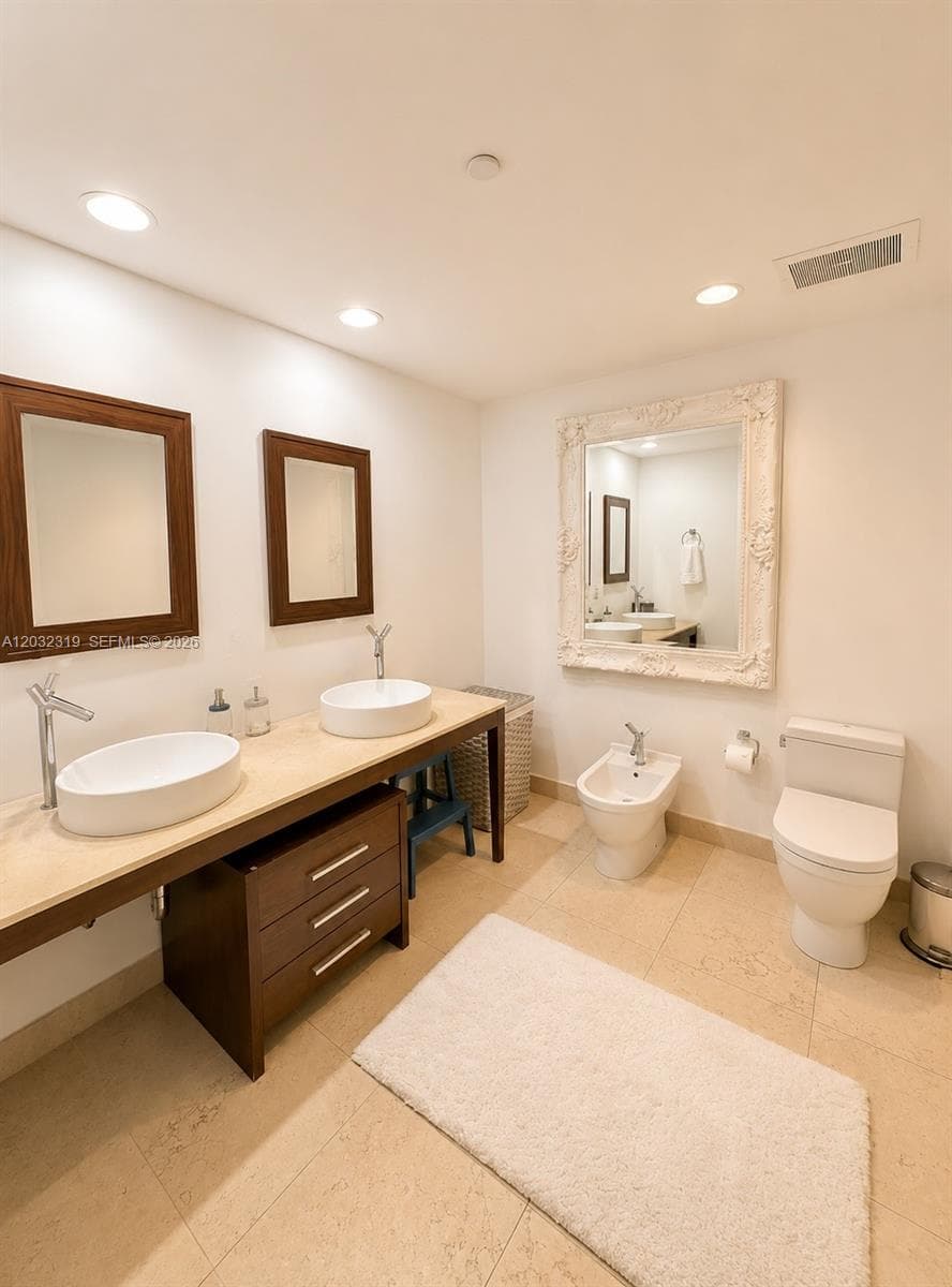 495 Brickell Ave # 3206, Miami, FL 33131 photo 5