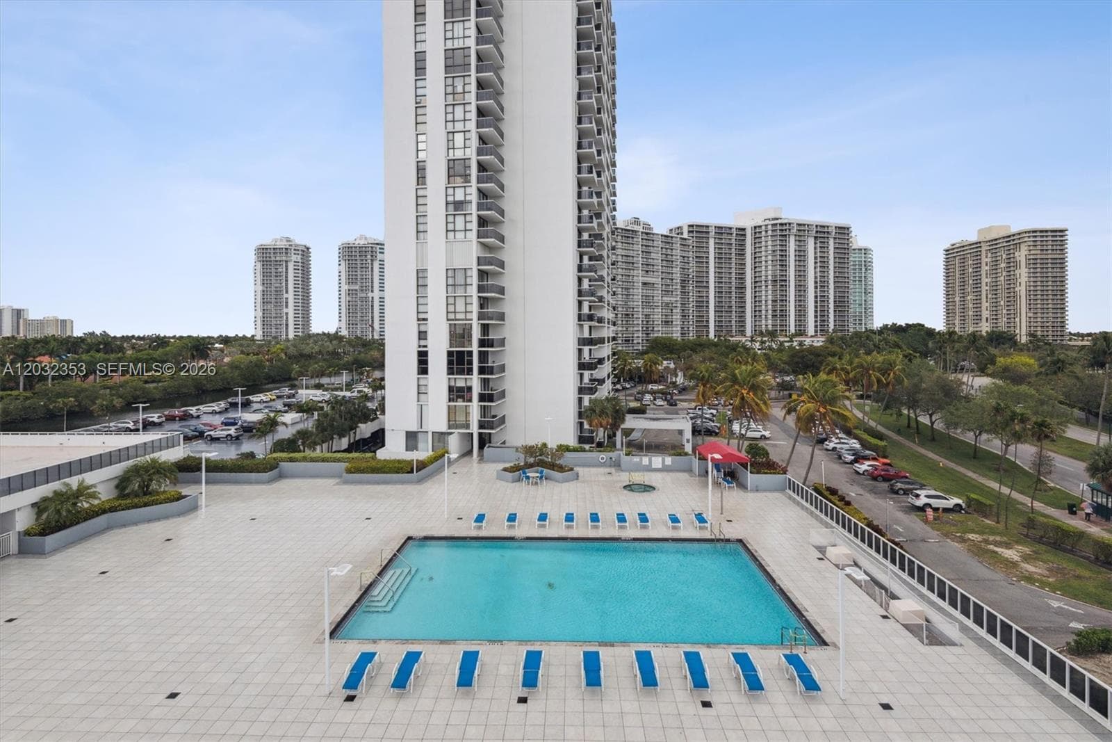 3625 N Country Club Dr # 603, Aventura, FL 33180 photo 3