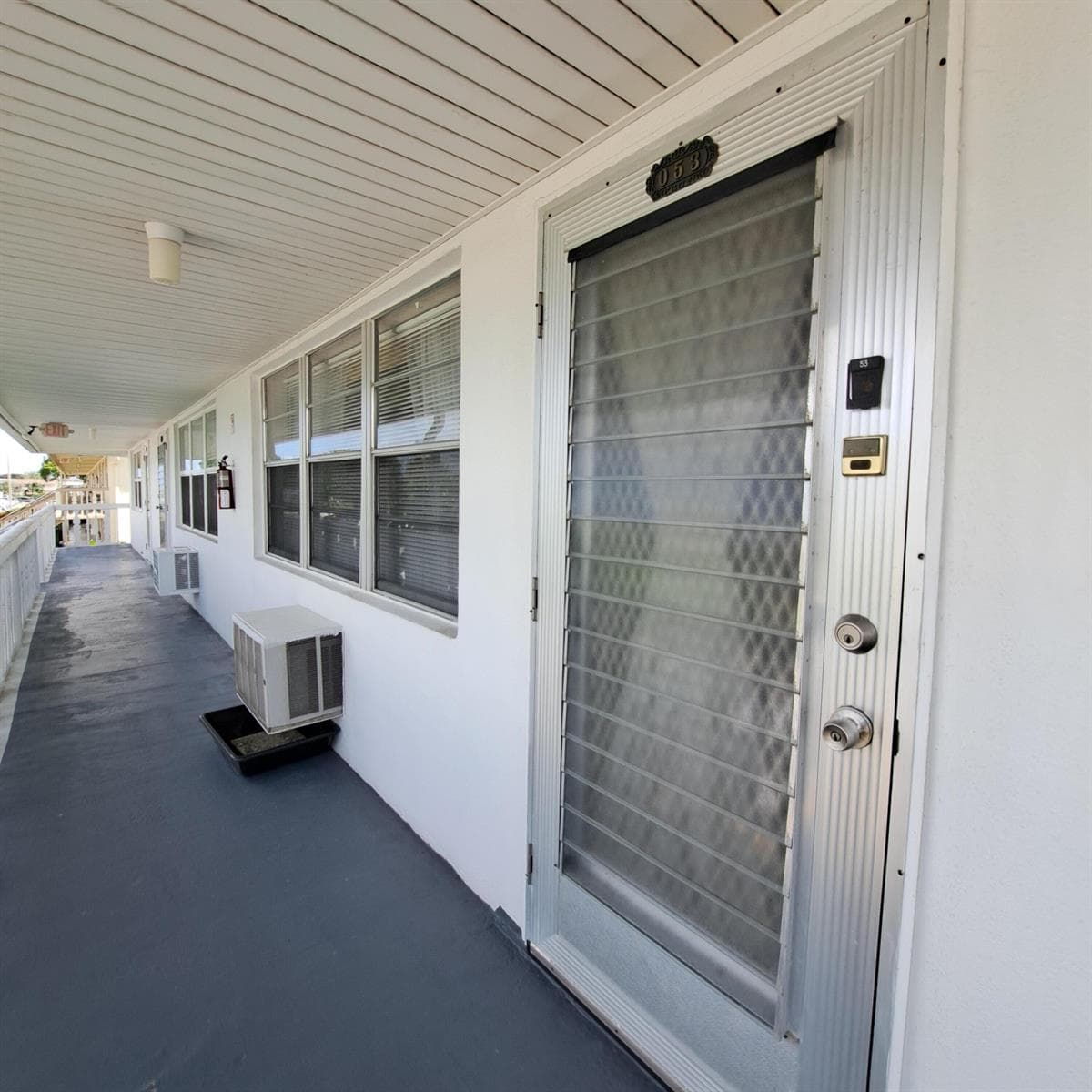 53 Northampton C, West Palm Beach, FL 33417 photo 2