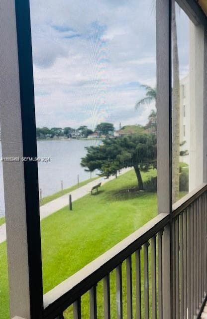 110 Lake Emerald # 203, Oakland Park, FL 33309 photo 2