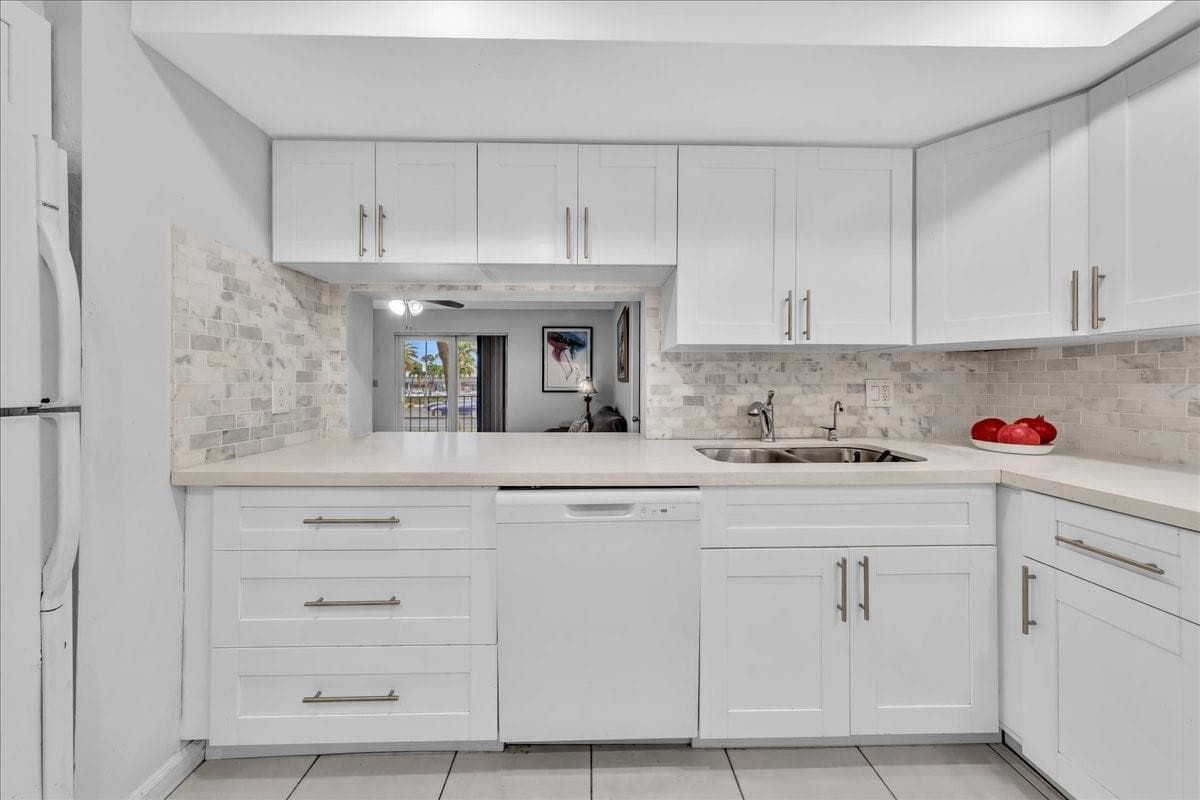 3909 N Ocean Boulevard # 113, Fort Lauderdale, FL 33308 photo 4