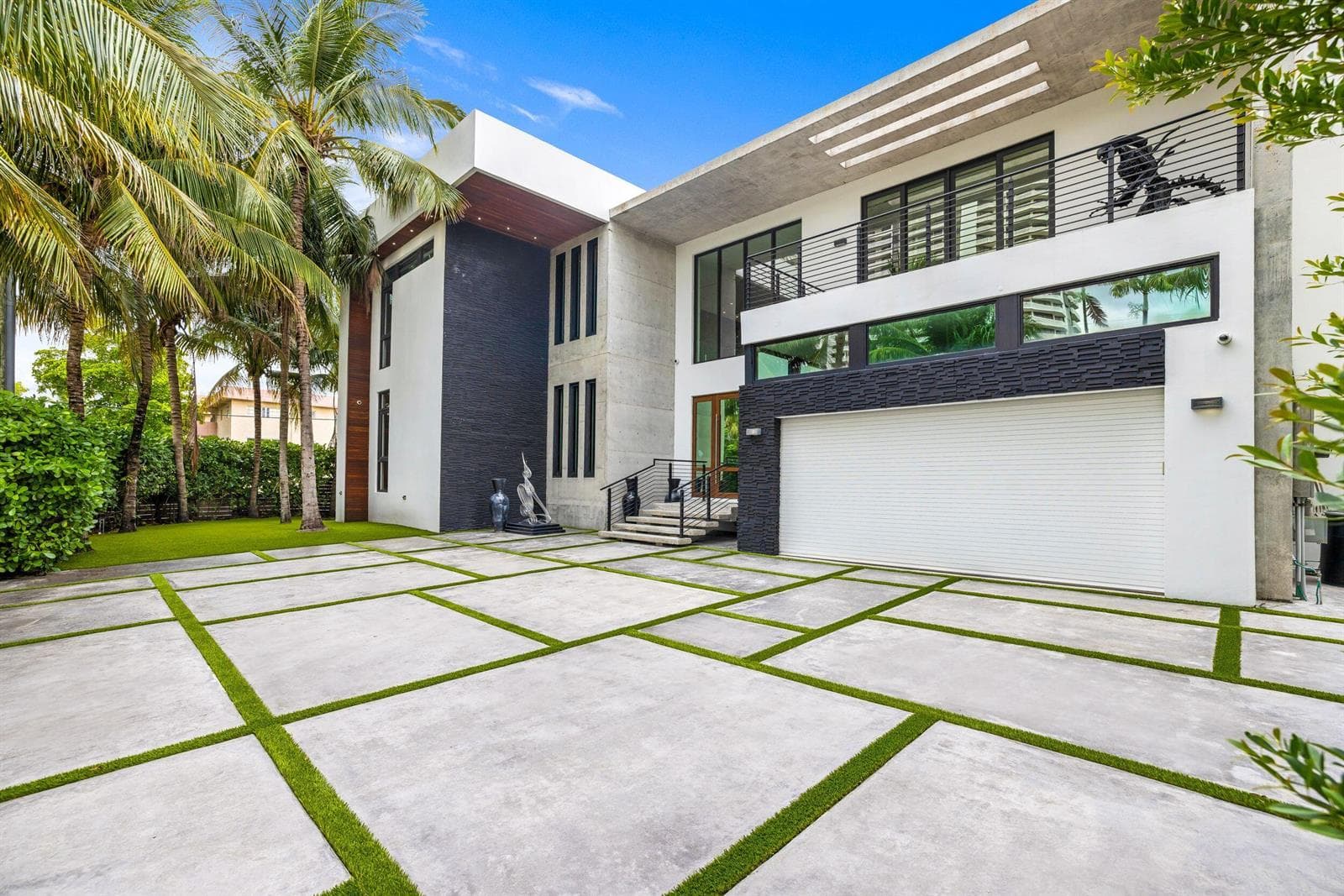 3462 NE 171st Street, North Miami Beach, FL 33160 photo 4