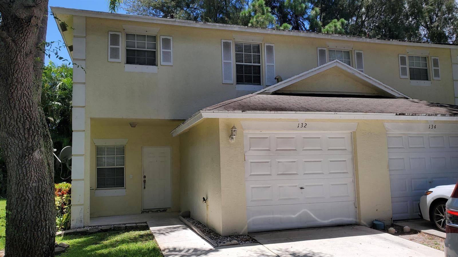 132 Baldwin Boulevard, FL 33463 photo 2