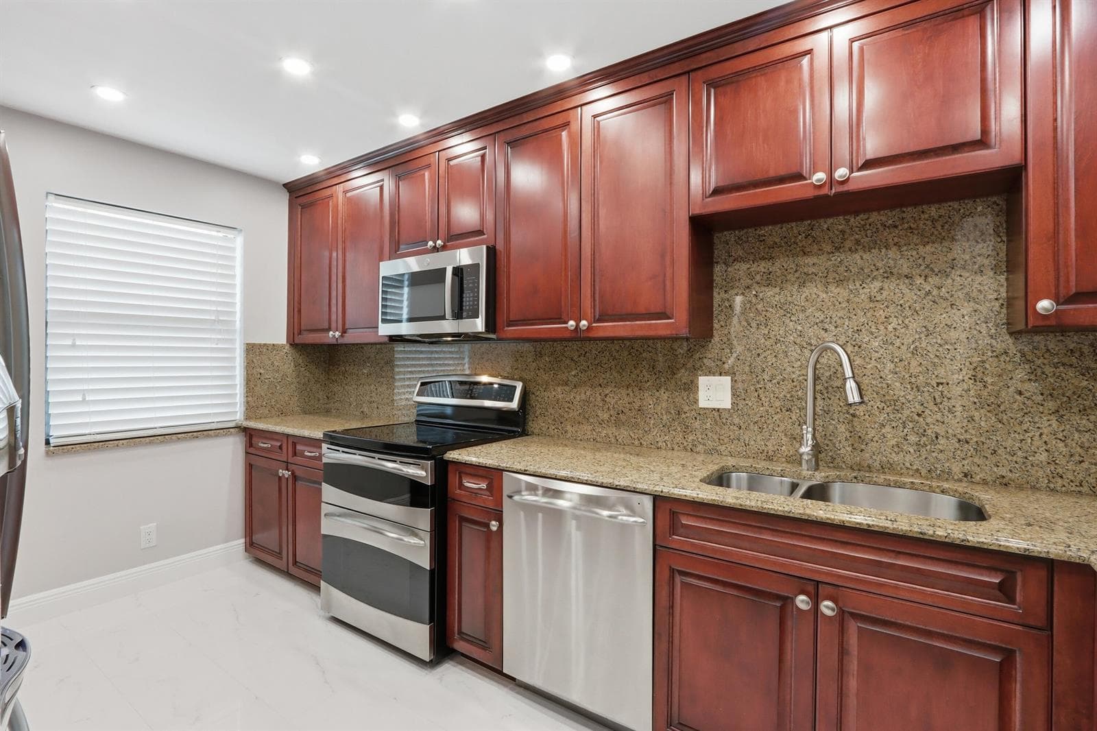 220 Lake Drive # 206, Palm Beach Shores, FL 33404 photo 3