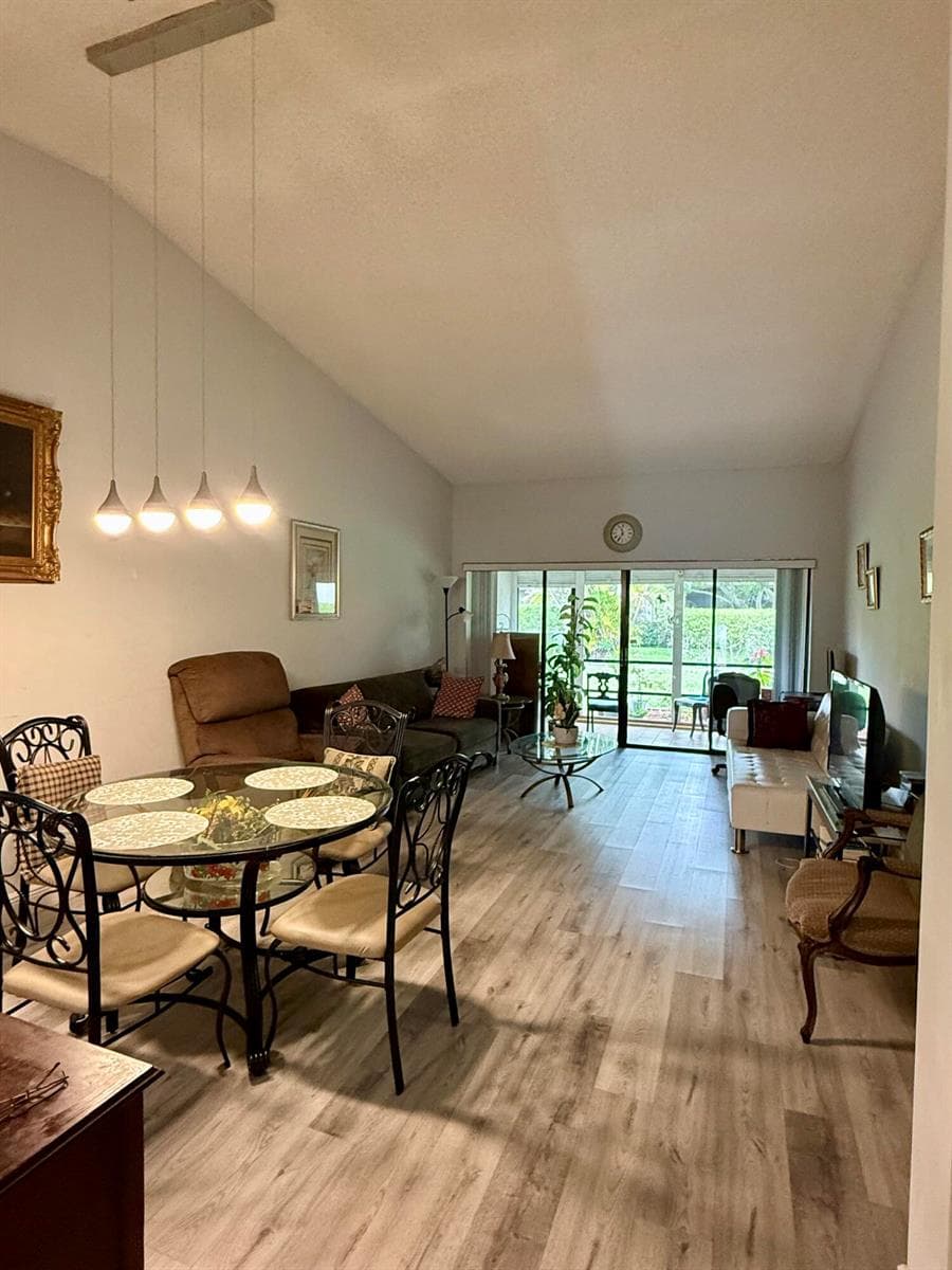 3927 Vine Tree Trail # B, Lake Worth, FL 33467 photo 4