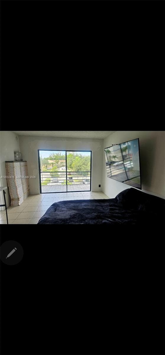 4311 Crystal Lake Dr # 321, Deerfield Beach, FL 33064 photo 4