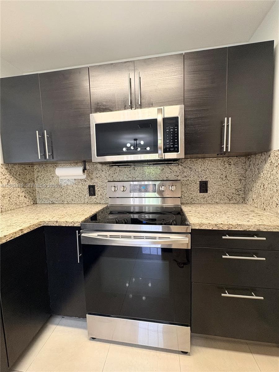 1116 N 61st Ave # 1, Hollywood, FL 33024 photo 3