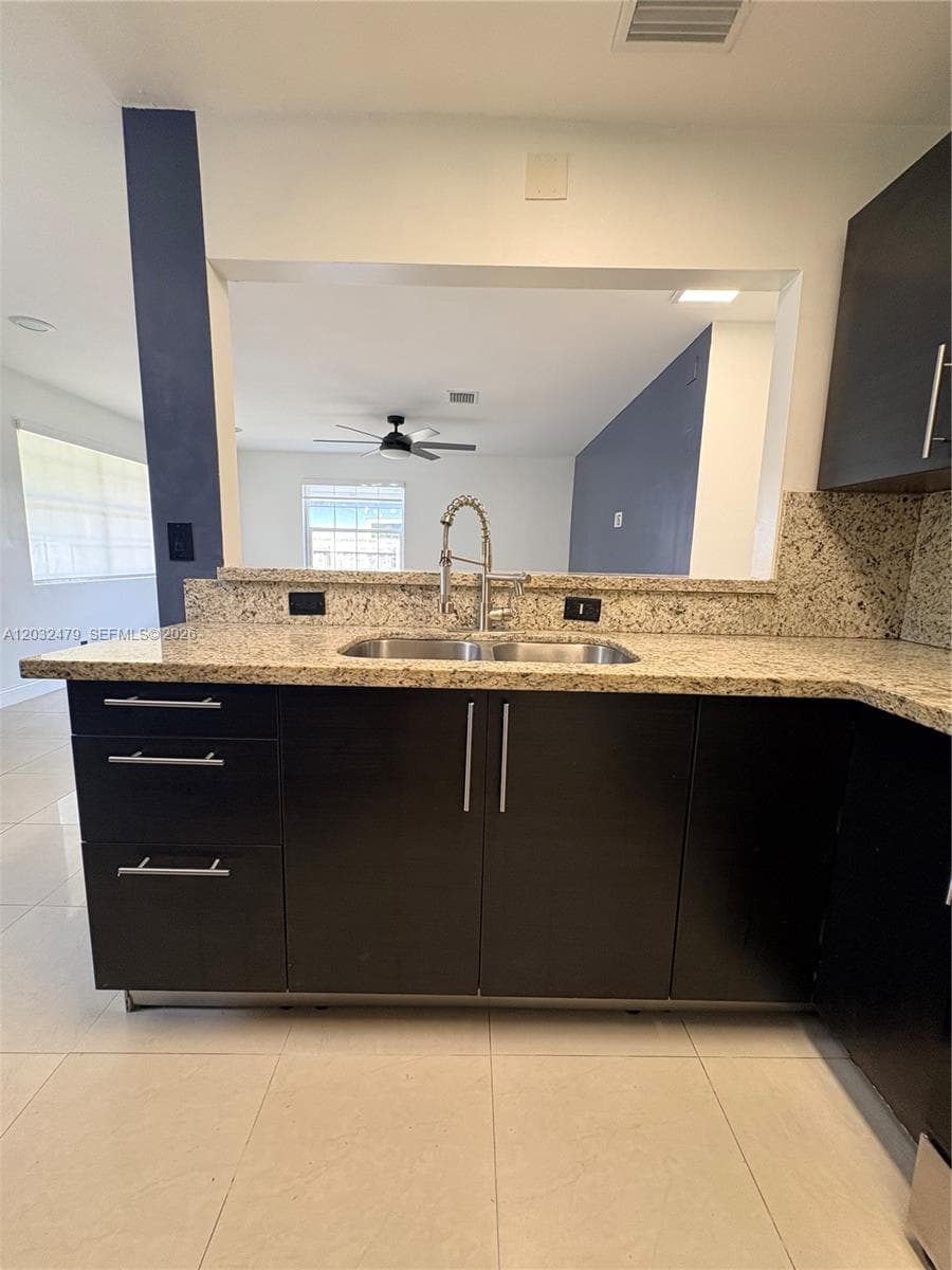 1116 N 61st Ave # 1, Hollywood, FL 33024 photo 4