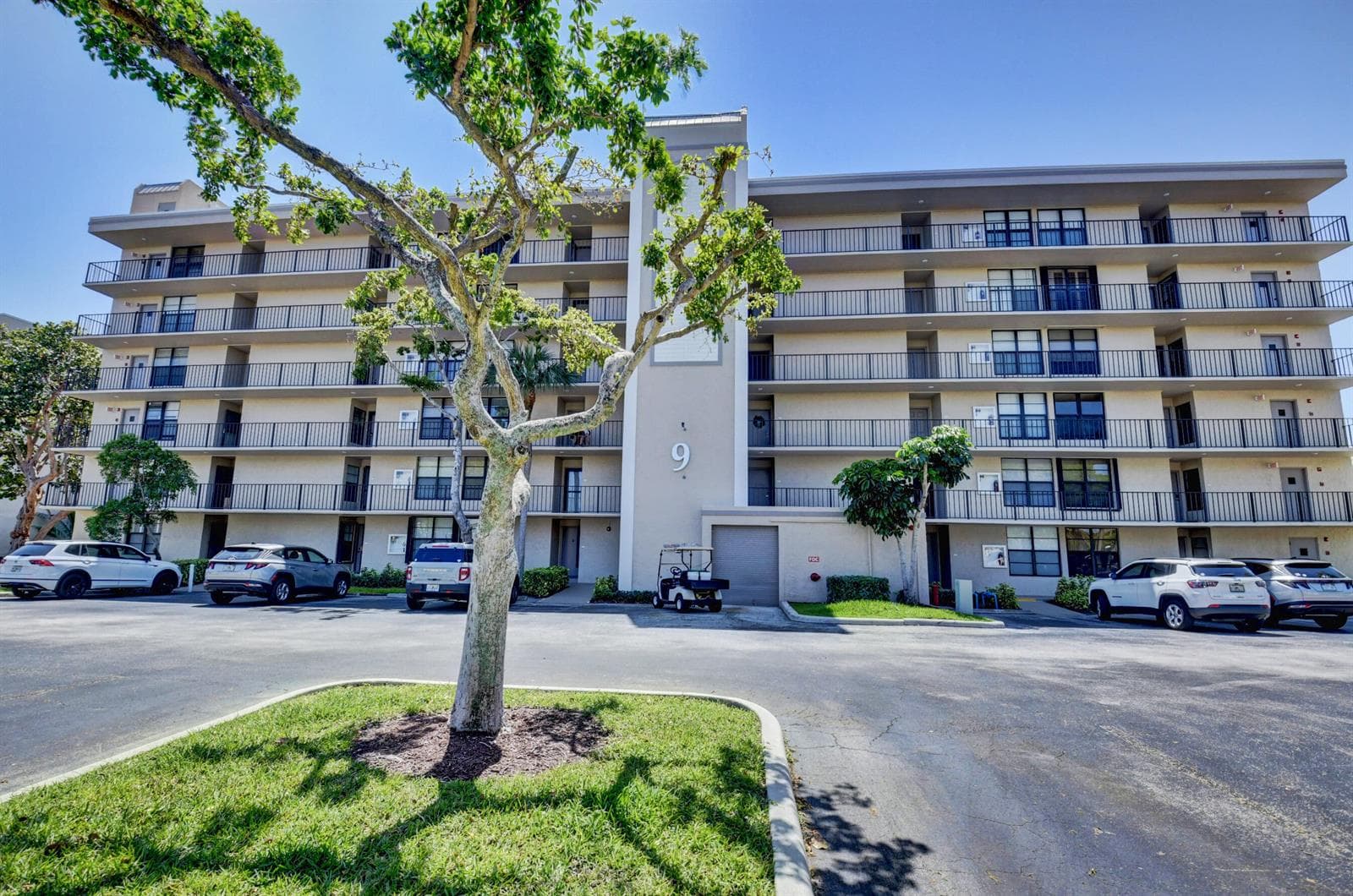 9 Royal Palm Way # 403, Boca Raton, FL 33432 photo 2