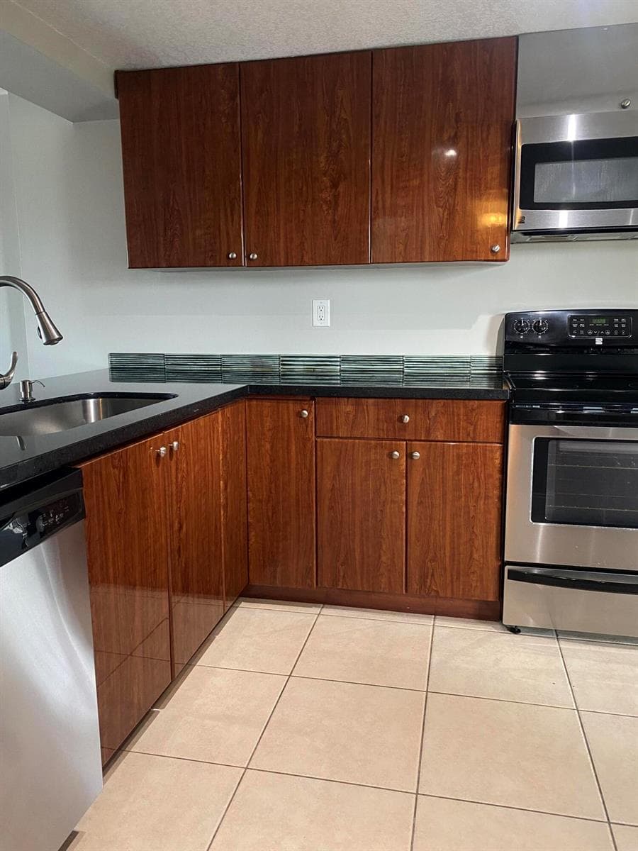9 Royal Palm Way # 403, Boca Raton, FL 33432 photo 4
