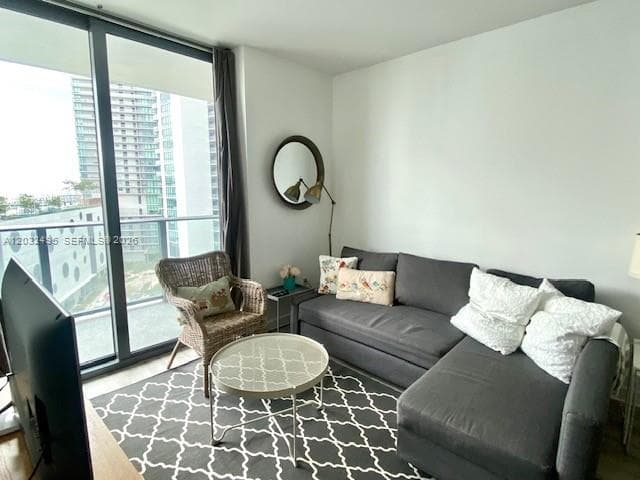 501 NE 31st St # 802, Miami, FL 33137 photo 2