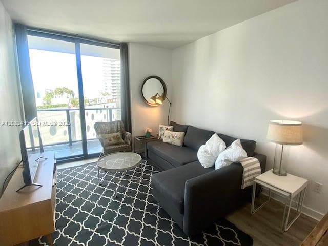501 NE 31st St # 802, Miami, FL 33137 photo 4