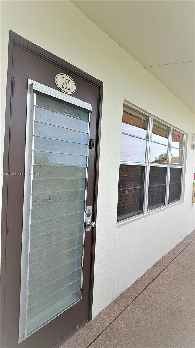 250 Suffolk F # 250, Boca Raton, FL 33434 photo 2