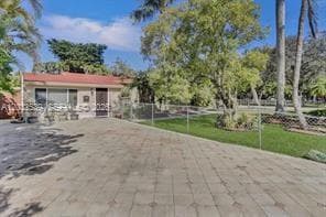 2199 NE 182nd St # 1 and 2, North Miami Beach, FL 33162 photo 2