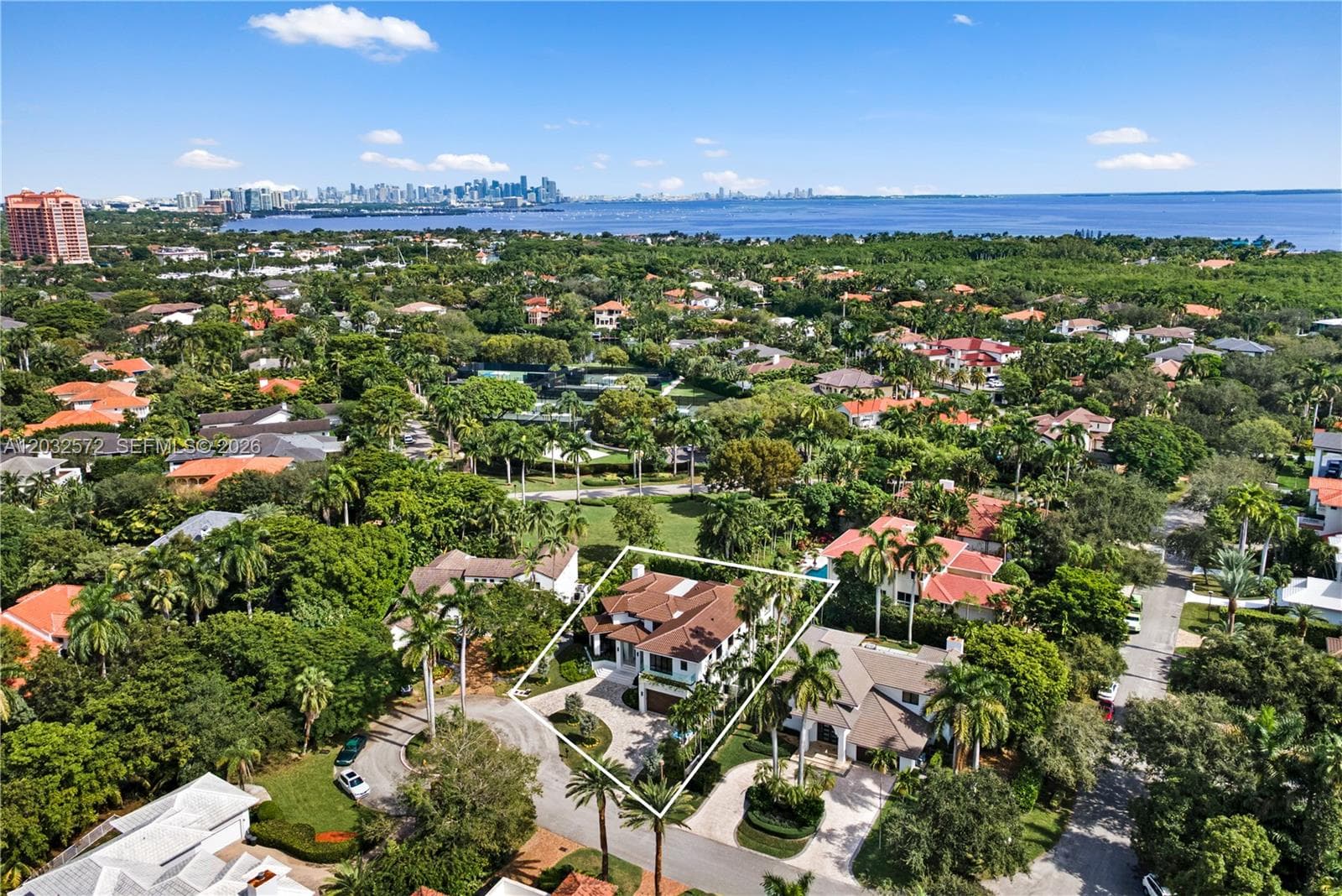 199 Caoba Ct, Coral Gables, FL 33143 photo 5