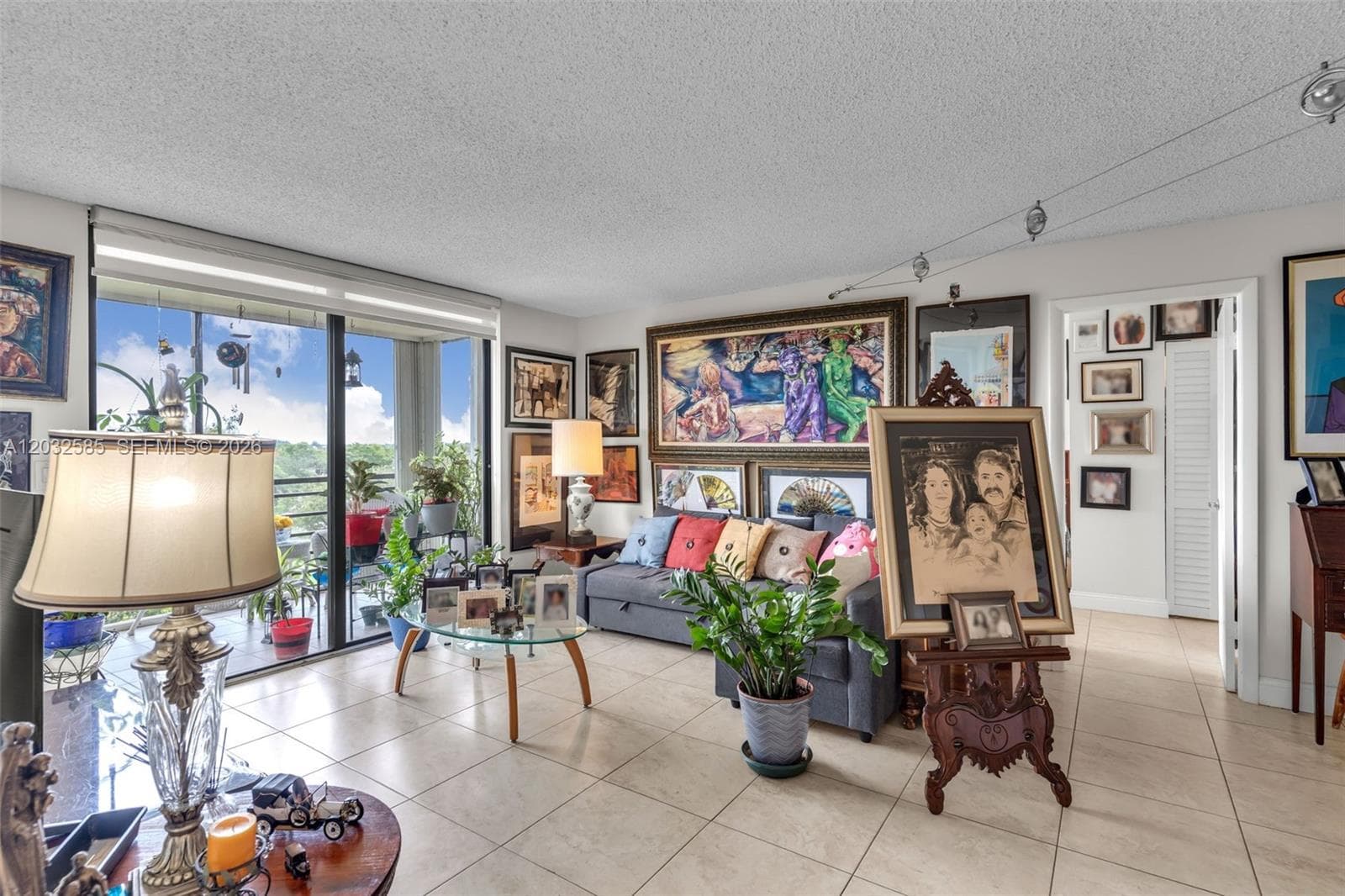 1400 Saint Charles Pl # 623, Pembroke Pines, FL 33026 photo 2