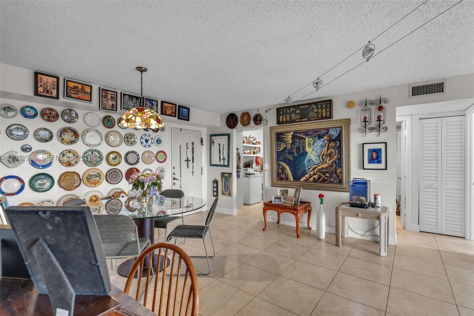 1400 Saint Charles Pl # 623, Pembroke Pines, FL 33026 photo 3