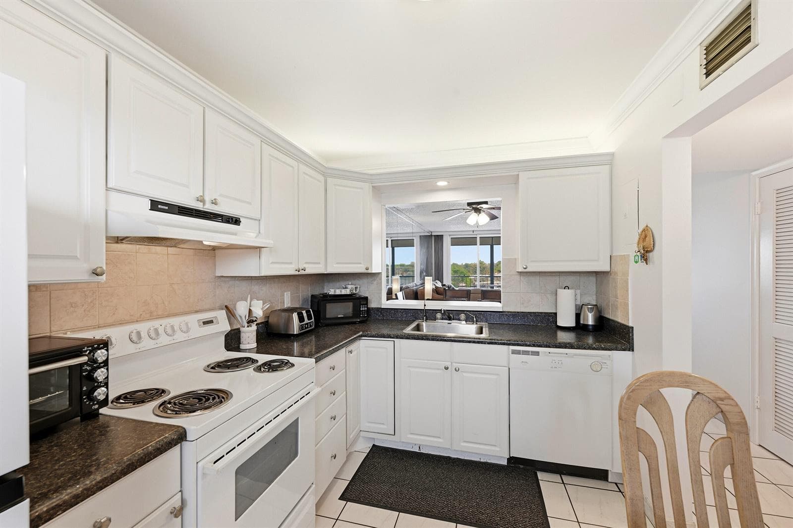 777 S Federal Highway # O406, Pompano Beach, FL 33062 photo 3