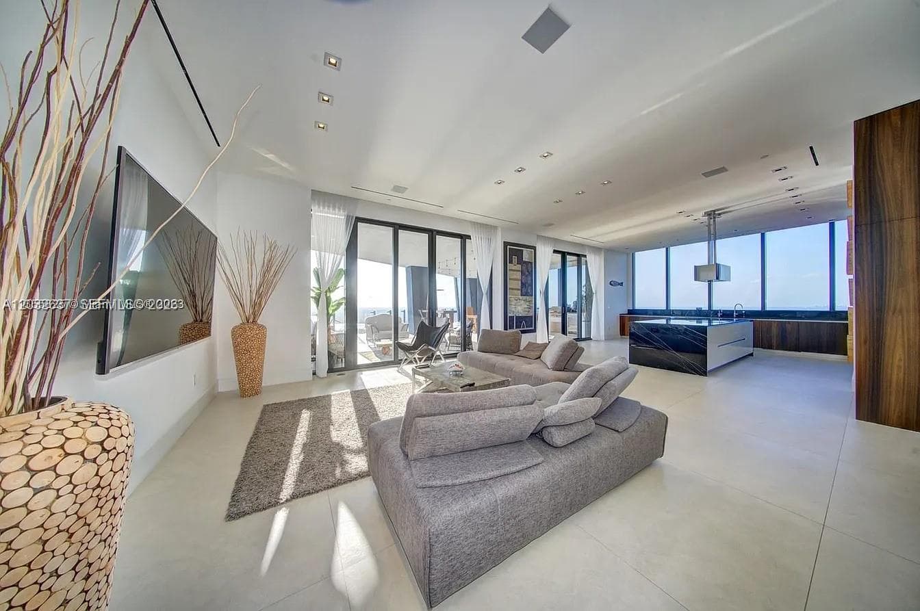 17141 Collins Ave # 4602, Sunny Isles Beach, FL 33160 photo 5