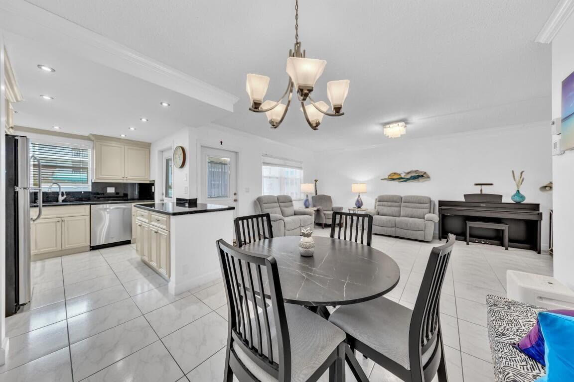 580 Egret Drive # 121, Hallandale Beach, FL 33009 photo 3