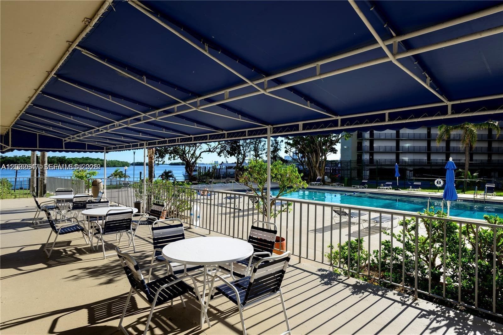880 NE 69th St # 6R, Miami, FL 33138 photo 4